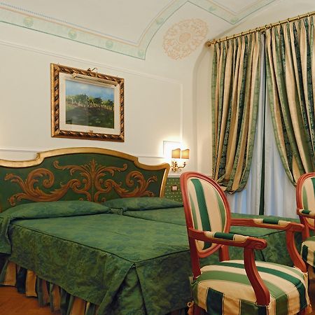 Hotel Giulio Cesare Roma Phòng bức ảnh